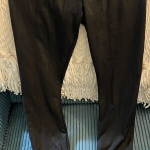 Simply Vera Vera Wang Classic Black Leggings size small